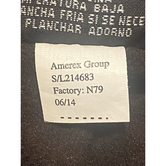 London Fog Red Hooded Quilted coat size 12 months snap buttons - Picture 9 of 9